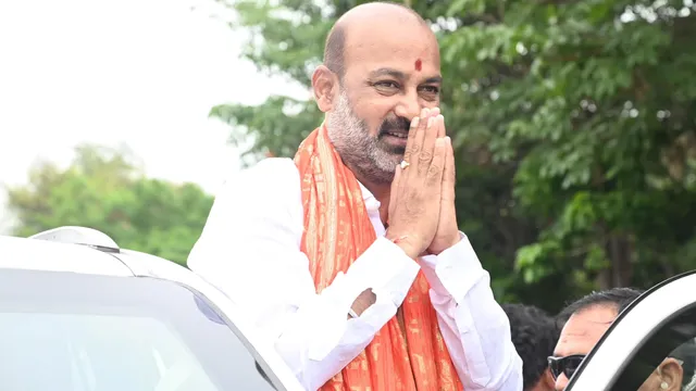 గ్రూప్-1 మెయిన్స్ కు ఎంపికైన వారికి బండి సంజయ్ శుభాకాంక్షలు