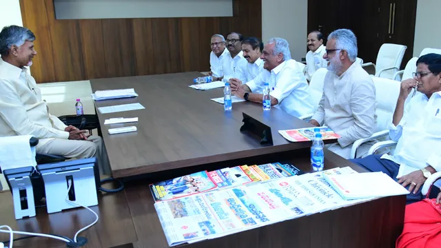 చంద్రబాబుతో సీపీఐ నేతల భేటీ!