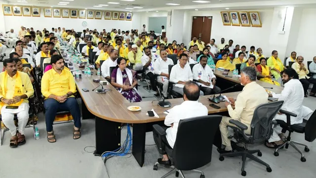 CM Chandrababu: వాటి జోలికి వెళ్లొద్దు.. ఎమ్మెల్యేలకు చంద్రబాబు సీరియస్ వార్నింగ్!