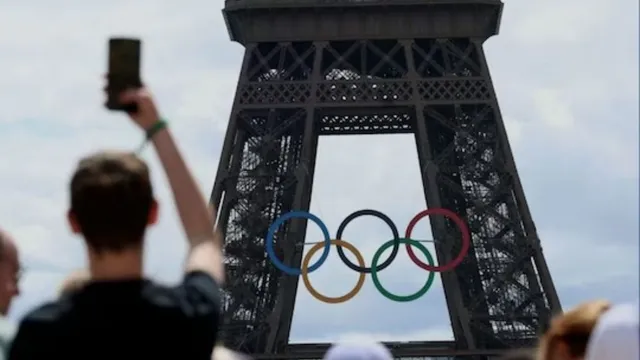 Paris Olympics: పారిస్ ఒలింపిక్ 2024 లో ఇద్దరు అథ్లెట్లకు కరోనా పాజిటివ్!