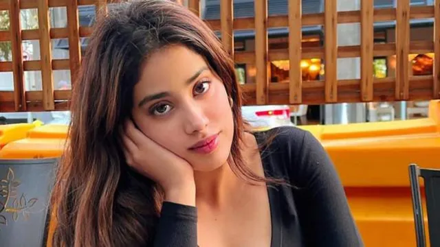 Janhvi Kapoor : జాన్వీ కపూర్ కు తీవ్ర అస్వస్థత.. హాస్పిటల్ లో చేరిన 'దేవర' బ్యూటీ!
