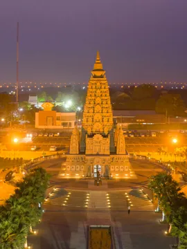 దేశంలో అనేక పురాతన శివాలయాలు ఉన్నాయి