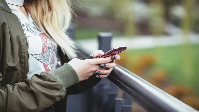 Old Smartphone: ఈ సింపుల్ ట్రిక్ తో మీ పాత ఫోన్ ని కొత్త ఫోన్ లా మార్చేయండి..!