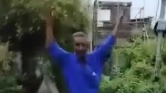 AP : పెన్షన్ లబ్దిదారుడి పట్టరాని ఆనందం.. ఏం చేశాడో ఈ వీడియోలో చూడండి.!