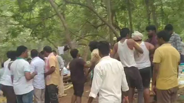 AP: ఎమ్మెల్యే చింతమనేని అనుచరులు హల్‌చల్ .. తెలంగాణ వ్యక్తులపై దాడి..!