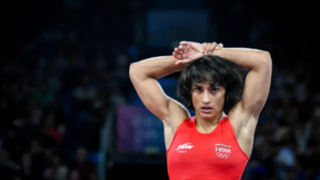 Vinesh Phogat: వినేశ్ ఫోగాట్‌పై తీర్పు రేపటికి వాయిదా