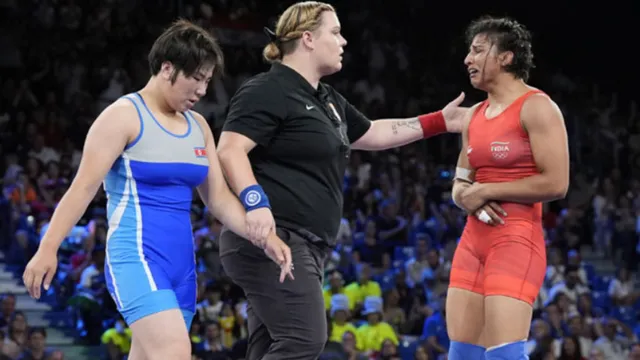 Paris Olympics: గాయంతో క్వార్టర్స్‌లో రెజ్లర్ ఓటమి..