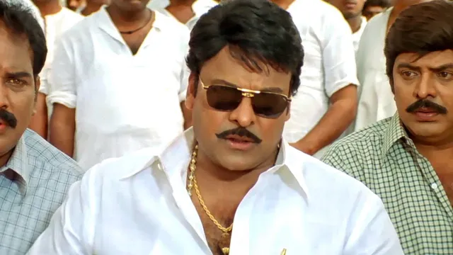 Chiranjeevi : 'ఇంద్ర' మూవీ టైం లో చిరంజీవి ఏజ్ ఎంతో తెలుసా?