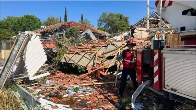 Israel: ఇజ్రాయెల్‌ పై హెజ్బుల్లా రాకెట్ల వర్షం