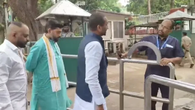 రాహుల్ గాంధీ నివాసానికి బీజేపీ ఎంపీ రఘునందన్-VIDEO
