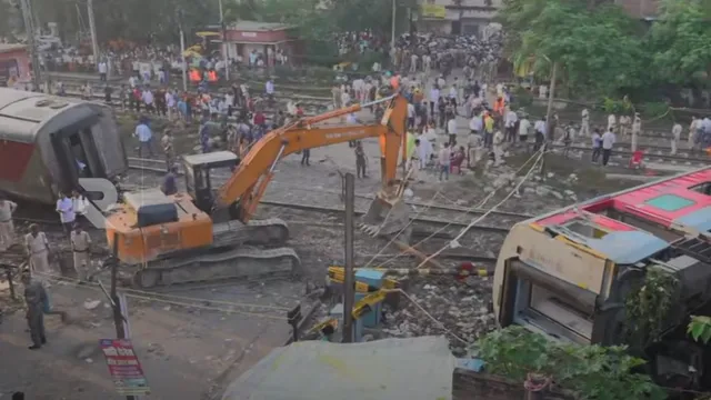 Train Accidents in India: ప్రాణాలు తీస్తున్న రైళ్లు.. పదేళ్లలో 2.60 లక్షల మంది!