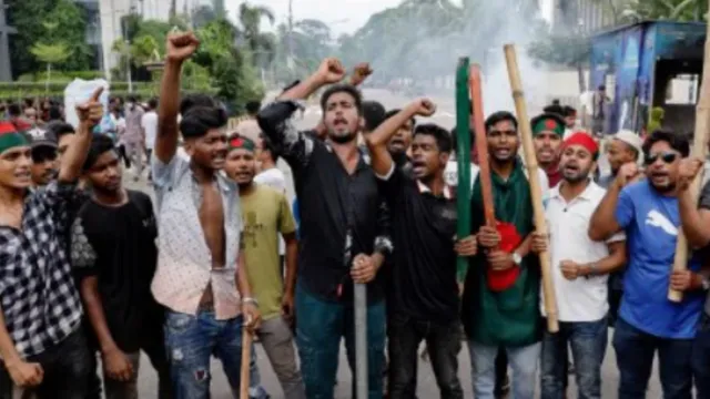 Bangladesh: బంగ్లాదేశ్ కు రైలు సర్వీసులు రద్దు