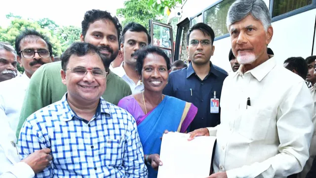 వరద బాధితులకు సచివాలయ ఉద్యోగుల సంఘం సాయం