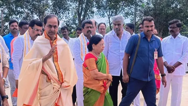 తన ఫామ్‌హౌస్‌లో కేసీఆర్‌ చండీహోమం