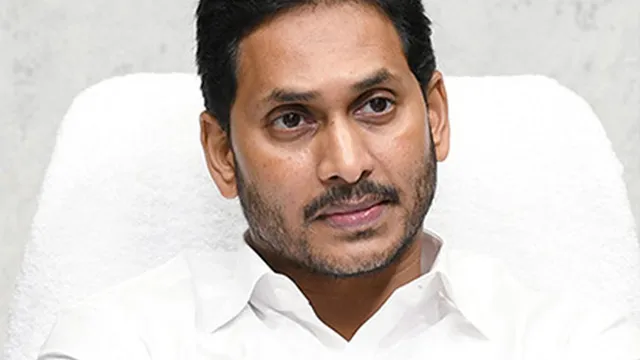 AP: వైసీపీకి మరో బిగ్ షాక్.. కీలక నేత రాజీనామా..!