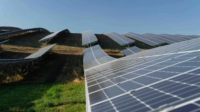 ENERPARC & SICORE closed €100M PV financing for 800 MW in Germany