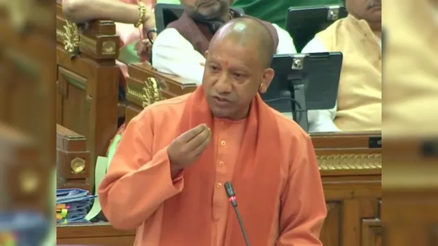 mahakumbh, sangam water quality, yogi adityanath, Yogi Adityanath remark on Ganga Water Impurity, Yogi on Mahakumbh Water, Maha Kumbh 2025, संगम का जल पीने और आचमन योग्य, त्रिवेणी, महाकुंभ का जल, सीएम योगी आदित्यनाथ, एनजीटी, 