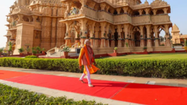 PM Modi Somnath Temple worship