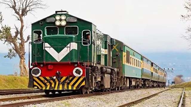 Pakistan Train