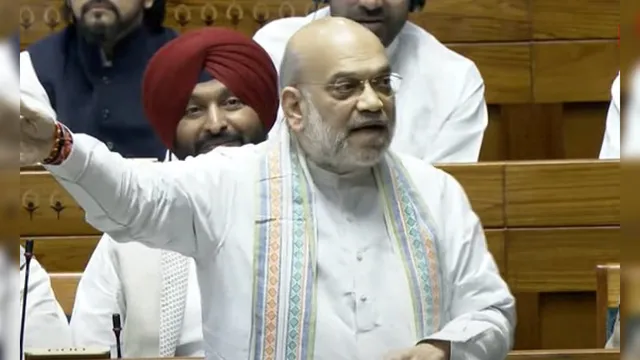 Amit Shah on Waqf, अमित शाह ने वक्फ विधेयक पर क्या कहा, वक्फ विधेयक पर अमित शाह, वक्फ विधेयक की जरूरत क्यों, वक्फ बोर्ड में गैर मुस्लिम क्यों, लोकसभा में बोले अमित शाह,