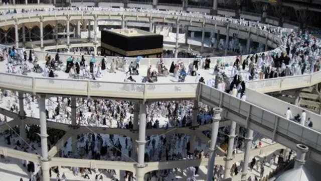 saudi arabia suspended visas to 14 countries amid hajj yatra
