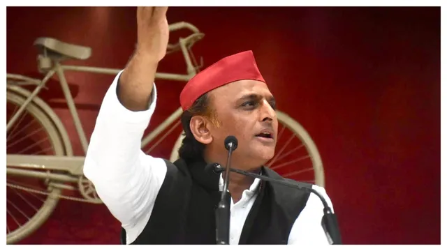 अखिलेश यादव