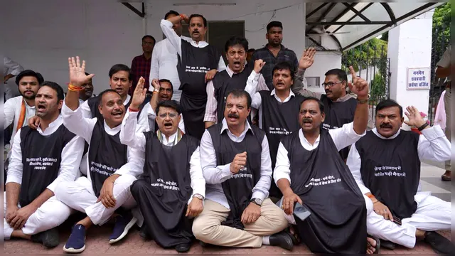 विजय शाह, कांग्रेस का विरोध, मध्य प्रदेश मंत्री, सोफिया कुरैशी टिप्पणी मामला,
