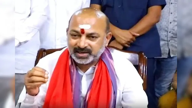 Bandi Sanjay Kumar, KCR,  phone tapping case, Telangana, SIT, KCR, summon