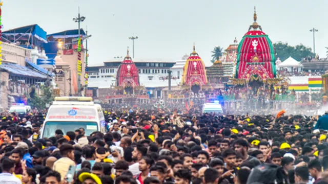 jagannath rath yatra more than 750 devotees taken to hospital due to overcrowding