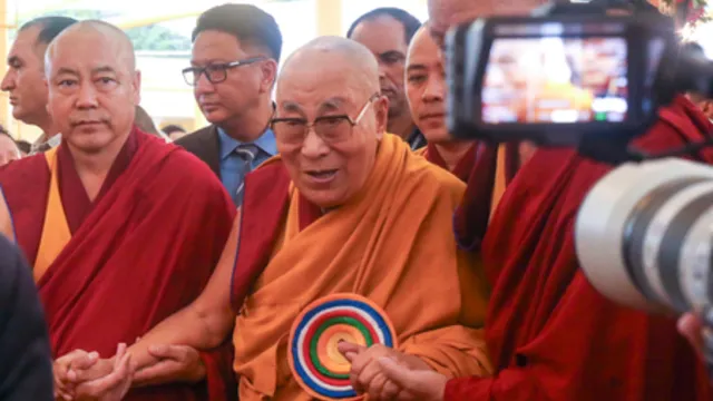 dalai lama said about selection of successor will be chosen by gaden phodrang trust