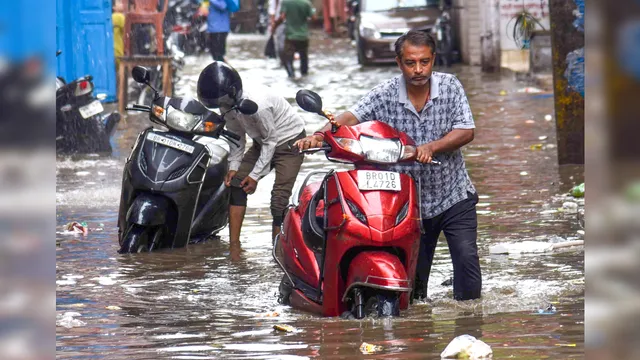 bihar barish, bihar weather, bihar flood, bihar rain, water lodgeg, water filled in many areas of Patna