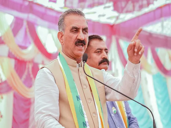 हिमाचल प्रदेश को वित्तीय संकट में डूबाने का जिम्मेदार कौन...सीएम-मंत्रियों के दो महीने वेतन नहीं लेने के 'दिखावे' से बदलेगी तस्वीर?