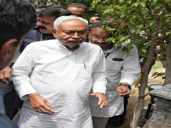 बिहार में स्मार्ट बिजली मीटर पर क्यों विवाद मचा है...नीतीश सरकार का क्या कहना है?