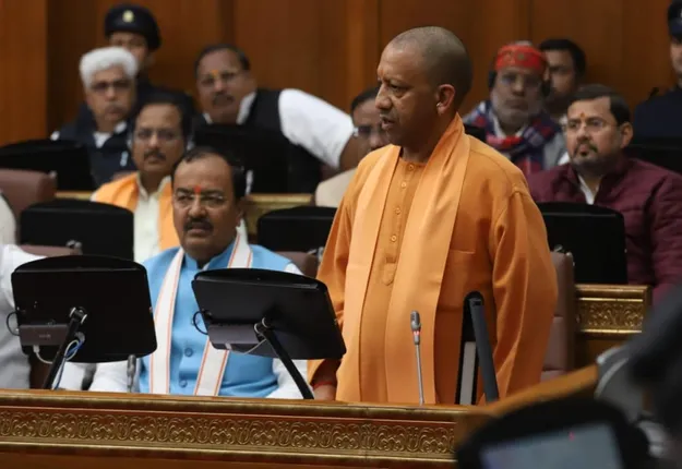 क्या है विवादास्पद यूपी नजूल संपत्ति विधेयक जिसपर मचा है हंगामा, भाजपा के अपने ही बिल का कर रहे विरोध, जानें पूरा मामला?