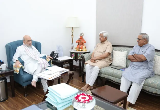 बांग्लादेश में हिंदुओं और अल्पसंख्यकों के खिलाफ हिंसा पर RSS ने जताई चिंता, भारत सरकार ने गठित की समिति