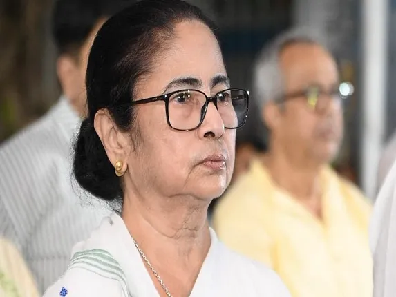 विवादों में घिरी तृणमूल कांग्रेस ने तीन टीवी चैनलों का किया बहिष्कार, बहस के लिए अपने प्रवक्ता नहीं भेजेगी पार्टी