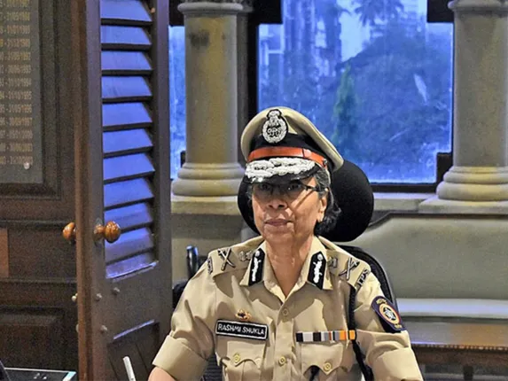 कांग्रेस की शिकायत के बाद चुनाव आयोग ने महाराष्ट्र DGP रश्मि शुक्ला का किया तबादला