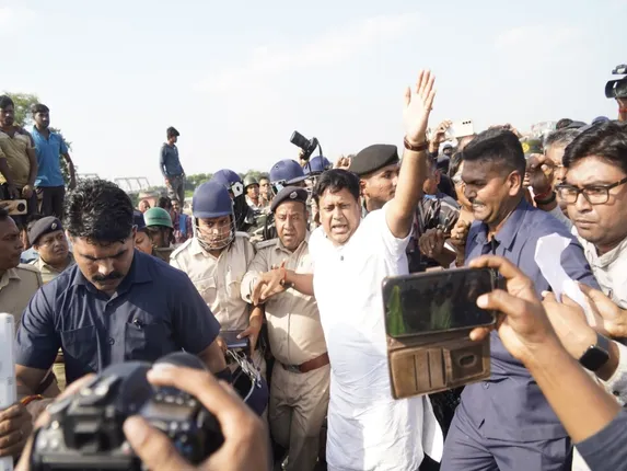 बंगाल भाजपा प्रमुख सुकांत मजूमदार को बेलडांगा जाते समय पुलिस ने हिरासत में लिया, जानें पूरा मामला
