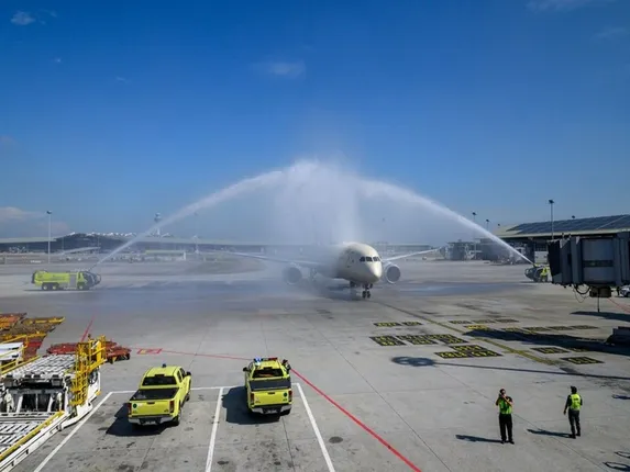 China is building the world's largest artificial-island airport Dalian Jinzhouwan International