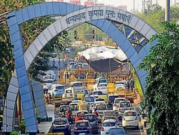 सुप्रीम कोर्ट ने डीएनडी फ्लाईवे पर टोल वसूली पर रोक बरकरार रखा, नोएडा प्राधिकरण को लगाई फटकार