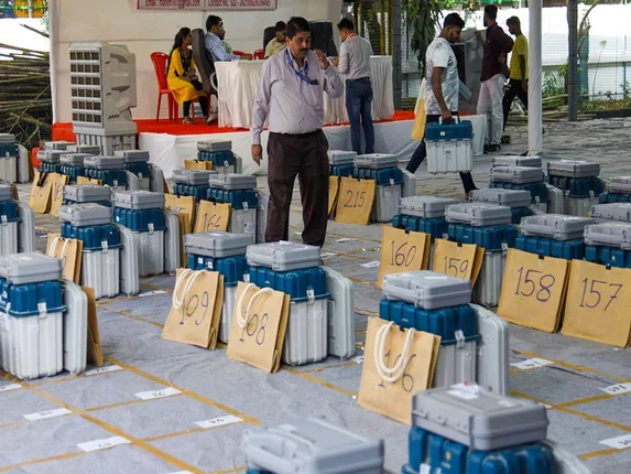 FIR registered against 'EVM hacker' Syed Shuja after Election Commission's complaint