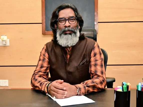 झारखंड में ‘मंईयां सम्मान योजना’ की लाभार्थियों की स्क्रीनिंग और राशि रिकवरी की चिट्ठी पर बवाल, भाजपा ने घेरा