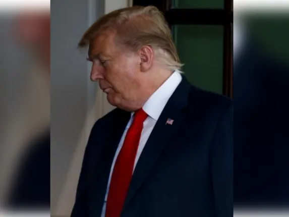 donald trump jean carroll case, us court donald trump, donald trump abuse case, america news, donald trump swearing in, अमेरिकी अदालत में डोनाल्ड ट्रंप, डोनाल्ड ट्रंप दुर्व्यवहार मामला