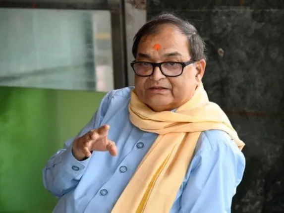 राज की बातः पुलिस अधिकारी से महावीर मंदिर के सेवक तक, आचार्य किशोर कुणाल का प्रेरक सफर
