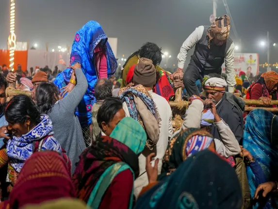 भगदड़, महाकुंभ, प्रयागराज, मौनी अमावस्या पर भगदड़ कैसे मची,