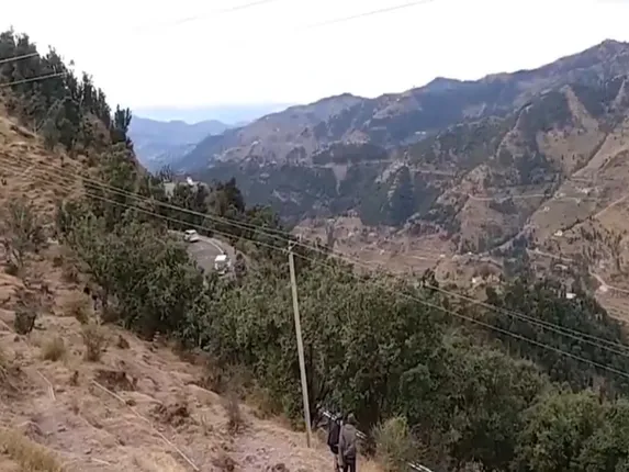 J&K: रहस्यमय बीमारी से 17 लोगों की मौत के बाद मेडिकल अलर्ट, GMC राजौरी में डॉक्टरों की छुट्टियां रद्द