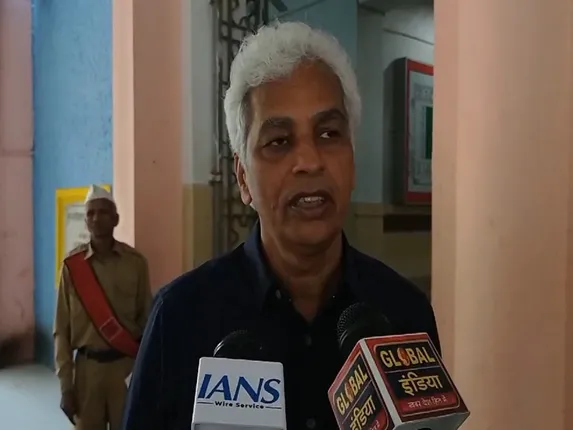 MP: जबलपुर में अवैध फीस वसूली पर कार्रवाई, 38 करोड़ लौटान के आदेश