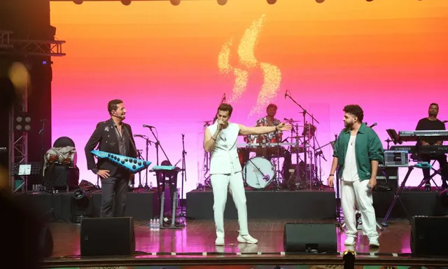 Rehmatein's 10th Anniversary Concert A Resounding Success