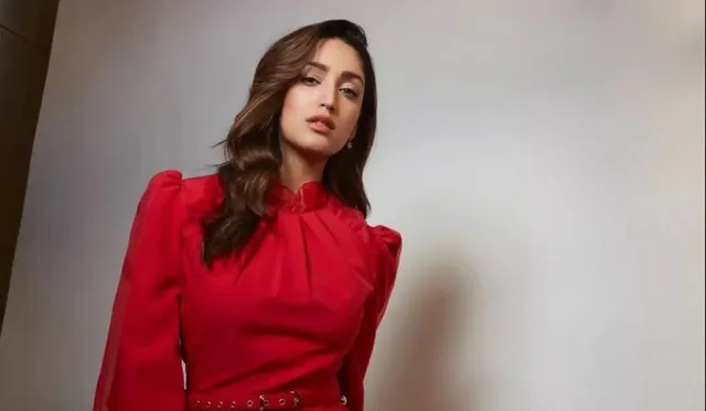 Here's how Yami Gautam calmed the crowd on the sets of LOST