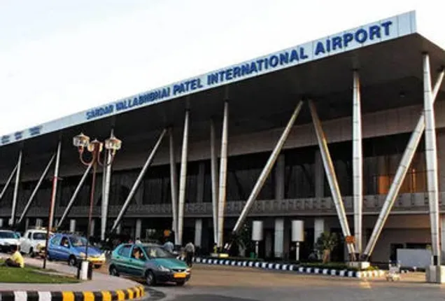 Guj: Daily 36,000 passengers recorded at Ahmedabad Airport during festive season